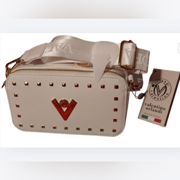 Valentino Orlandi Handbags - NWT Valentino Orlandi White and Gold Crossbody Bag